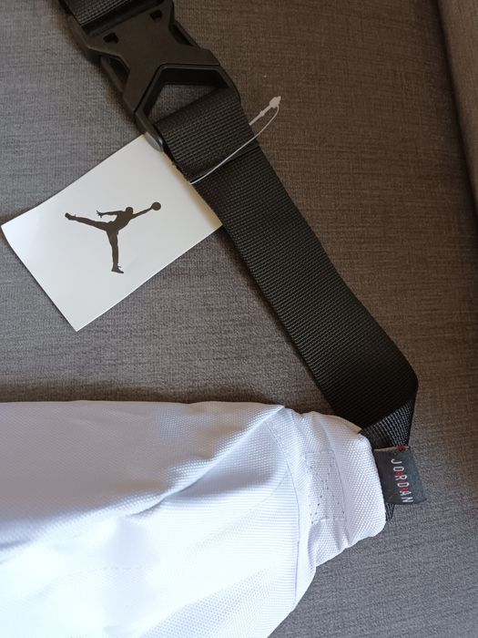 Saszetka na pas Jordan