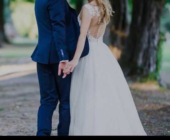 Suknia ślubna typu A