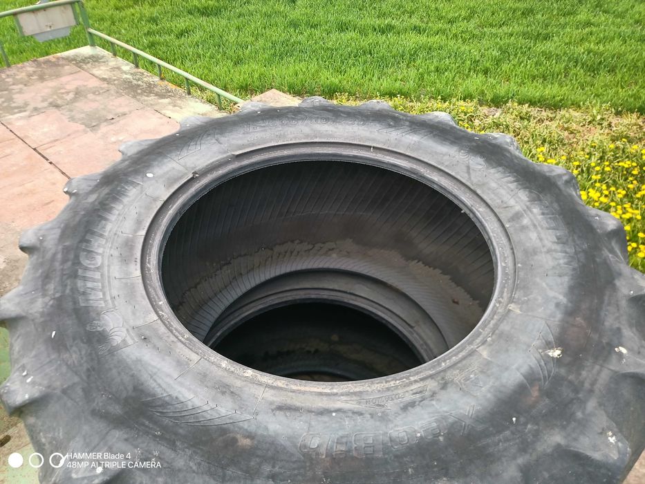Opony Michelin VF 600/60-30