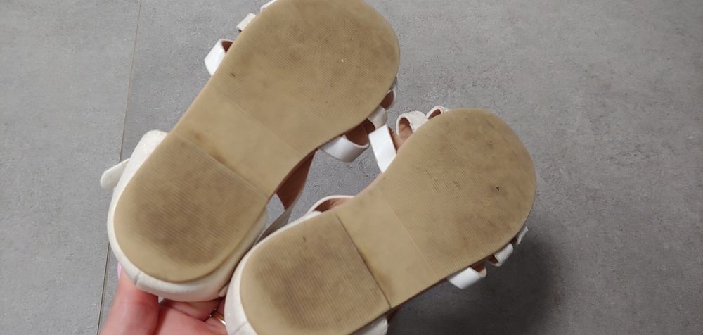 Sandały H&M rozm. 28