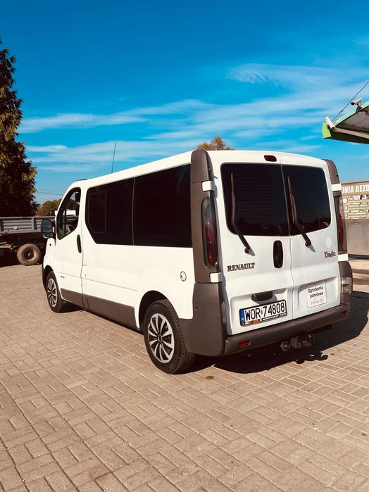 Renault Trafić 1.9 Diesel na 9 osób