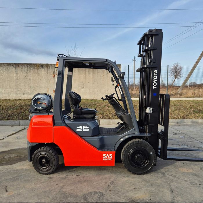 Навантажувач TOYOTA 2,5 тон 2019р