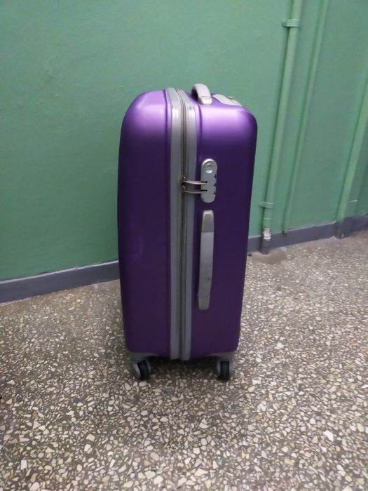 Walizka podróżna turystycznyczna RGL 70 L