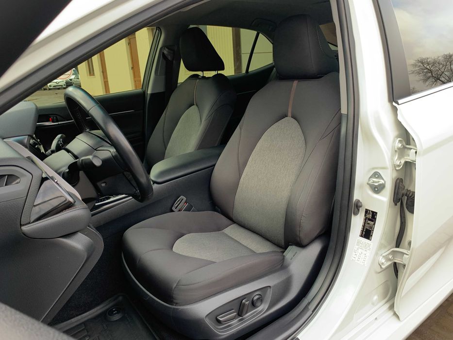 Toyota Camry 2019