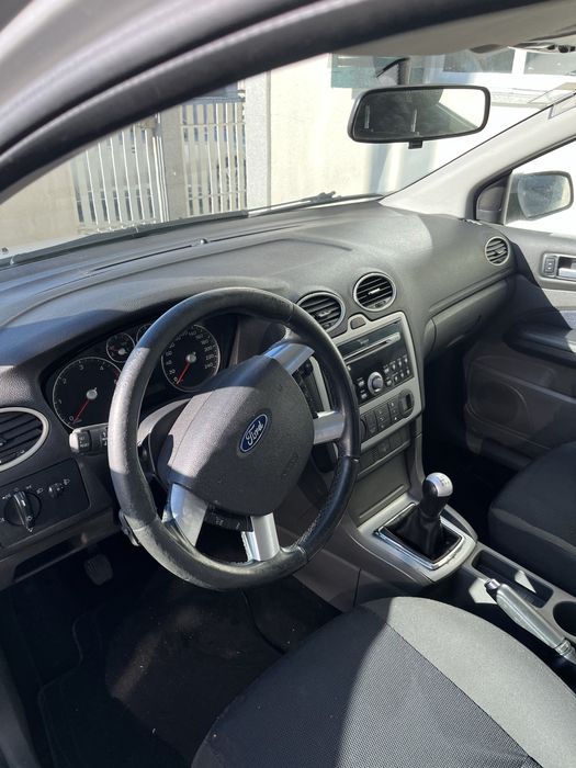 Ford focus  tdci 1.6 impecavel