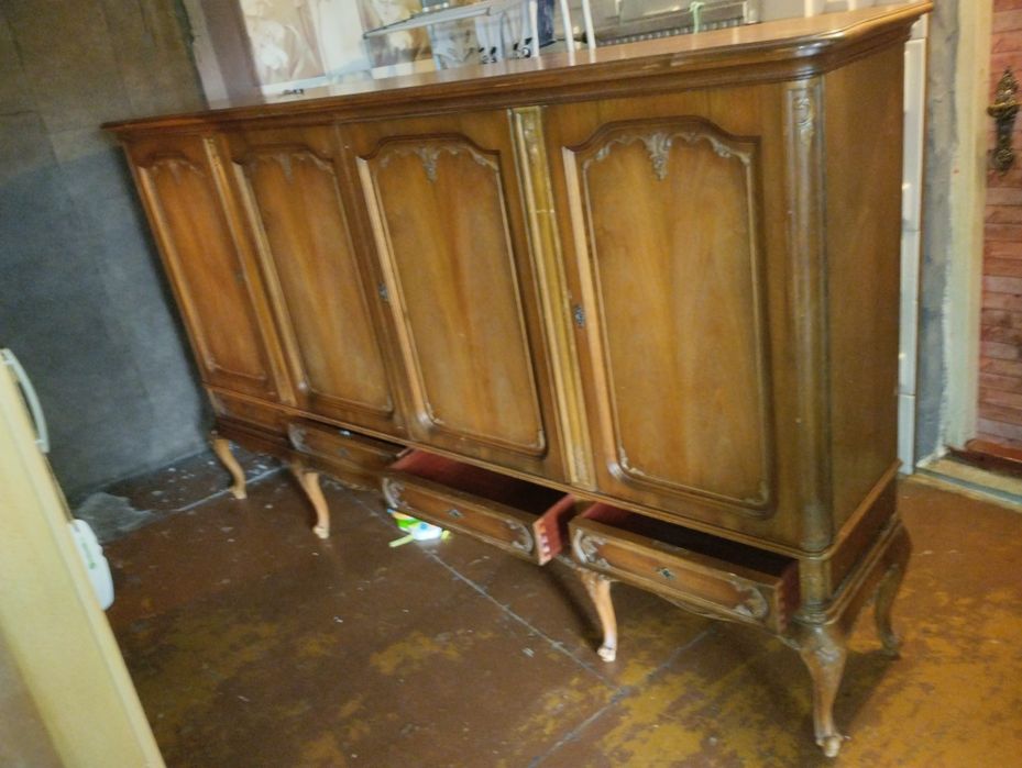 Kredens Ludwik duży i ciężki