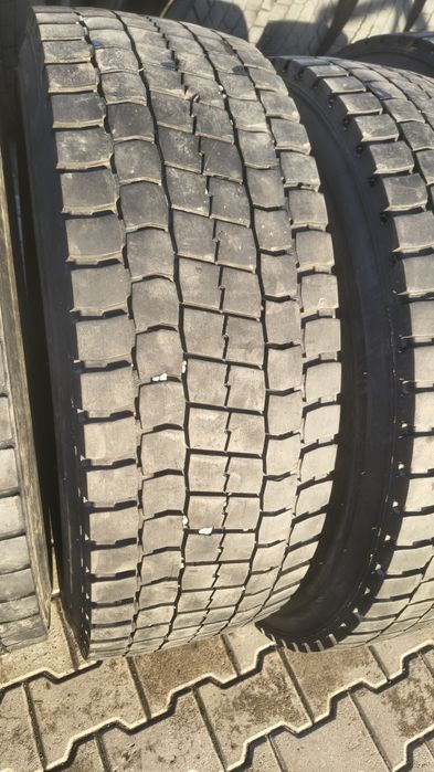 Шини колеса резина 315/70 R22,5 Bridgeston Doubel Star
