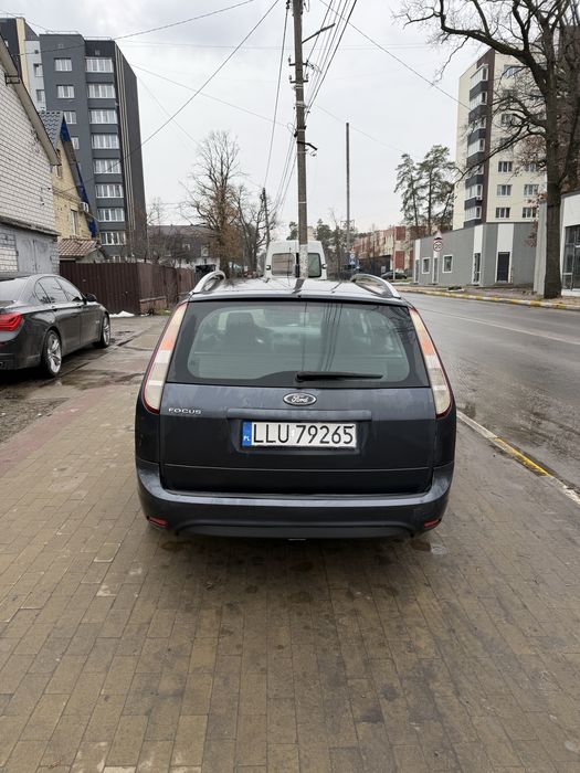 Ford Focus 1.6 дизель механика 2010 год