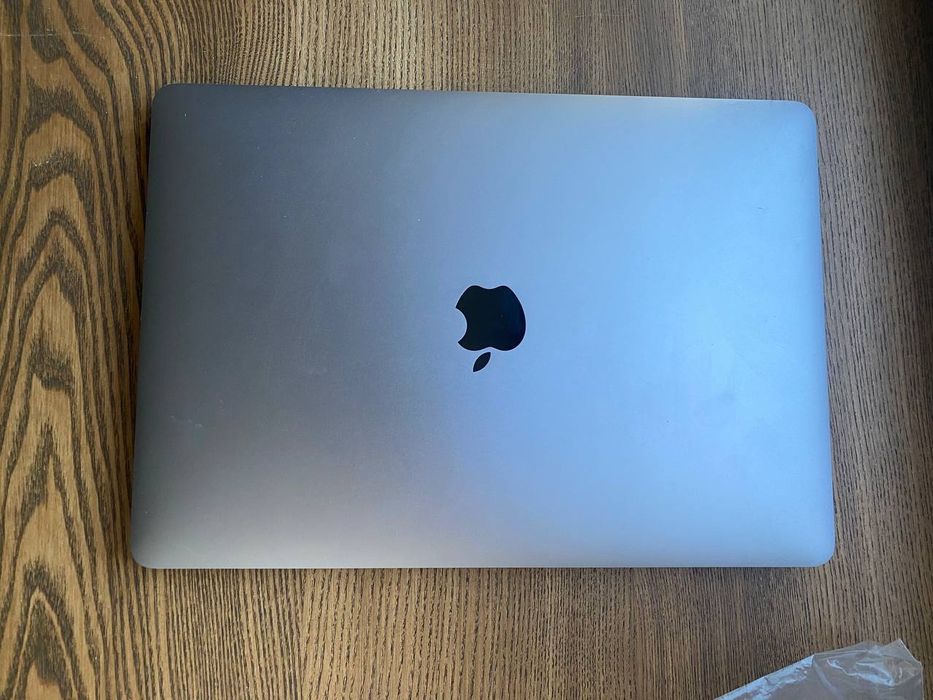 MacBook Pro 13 M1 8/256 2020 Space Gray