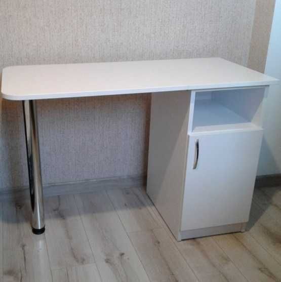 Манікюрний стіл (Новий)