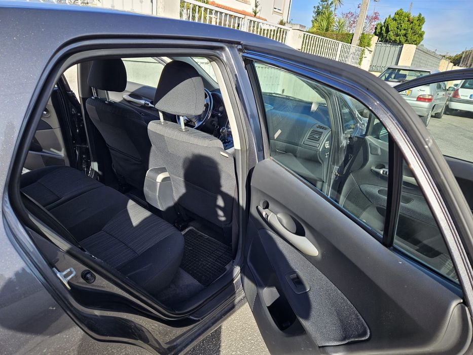 Toyota Auris 1.4t D4d