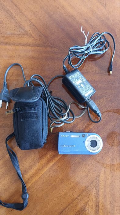 Sony Cyber-shot 5.1 MP 

Câmara digital Sony Cyber-sh