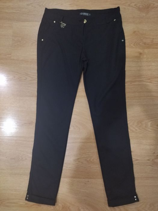 Брюки жіночі розмір 29