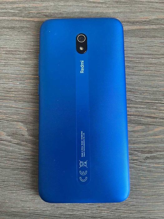 Телефон Xiaomi Redmi 8a