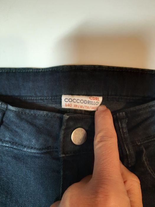 Jeansy miękkie firmy Coccodrillo roz.140 nowe