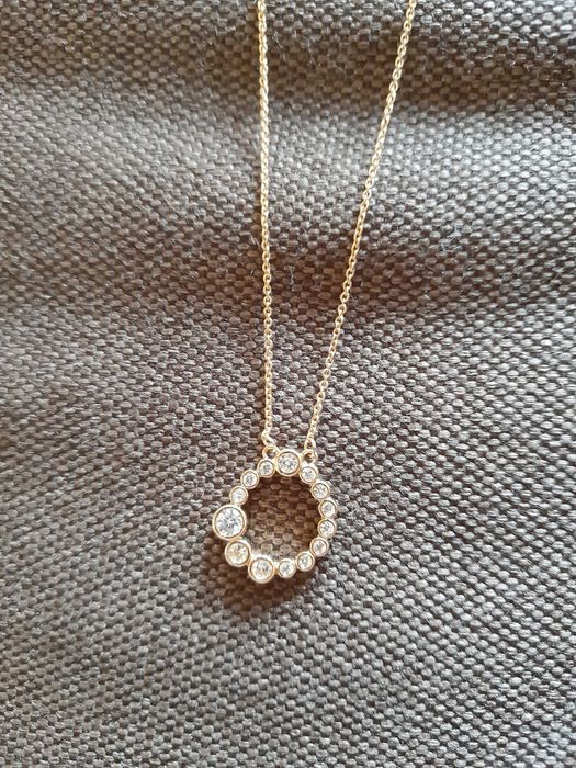 Fio Parfois dourado com brilhantes
