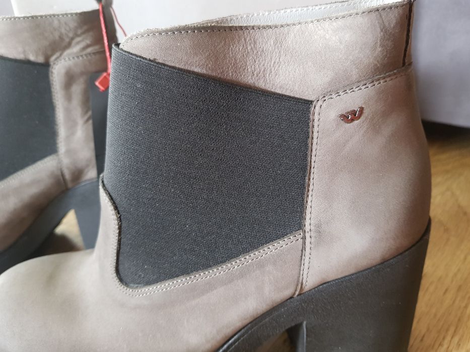 Wojas Botki damskie r.40