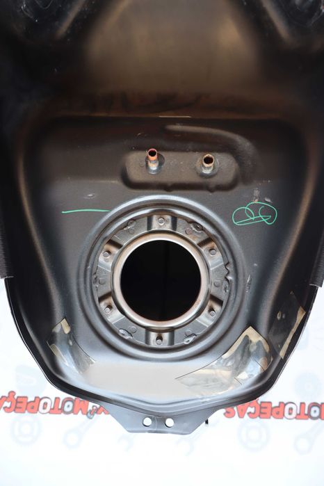 Deposito de combustivel Cb650 F 2016.