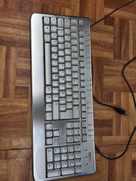 Teclado MK Plus com fios425907073823559682