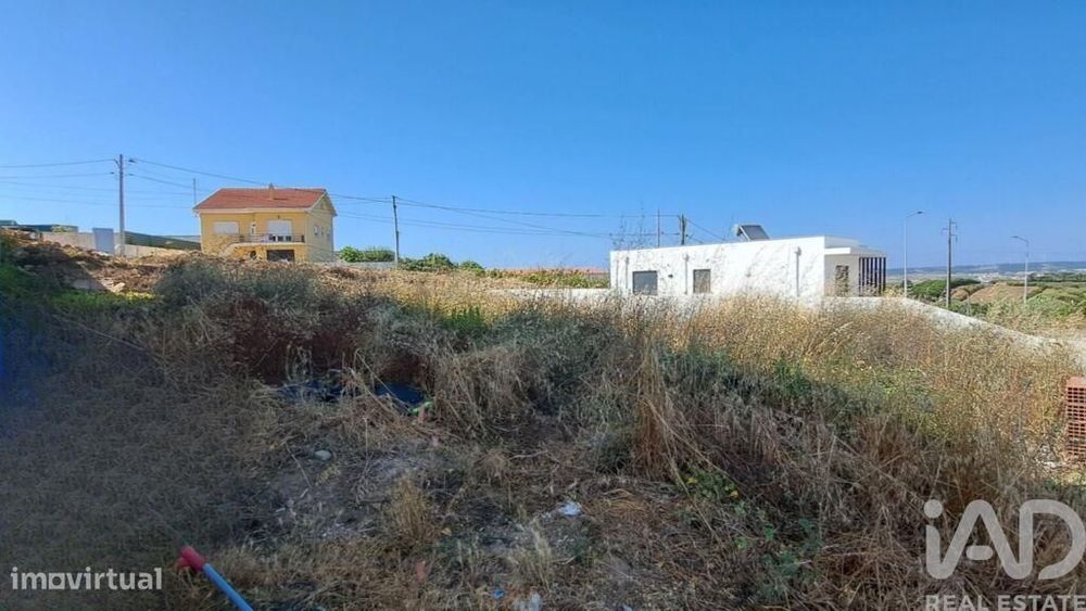 Terreno em Lourinhã e Atalaia de 224,00 m2