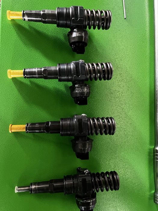 Продам насос форсунки VAG 1.9 2.0