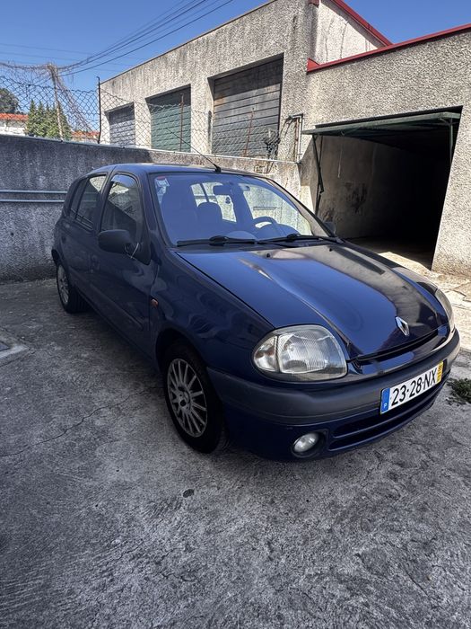 Renault Clio 1.9