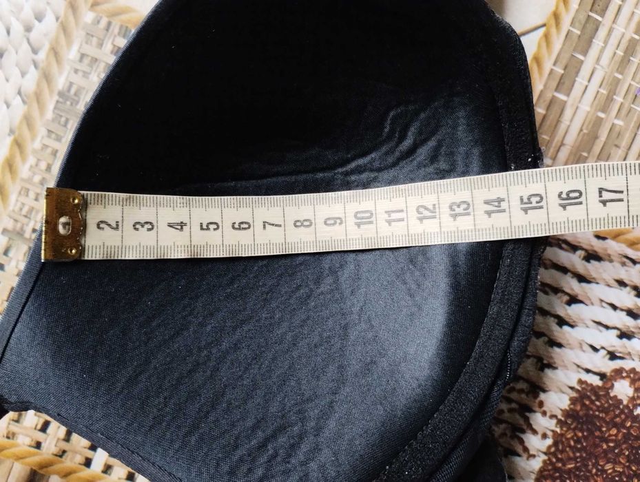 Бюстгальтер 80С чорний