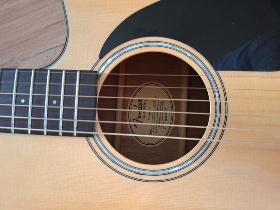 Gitara elektroakustyczna Fender