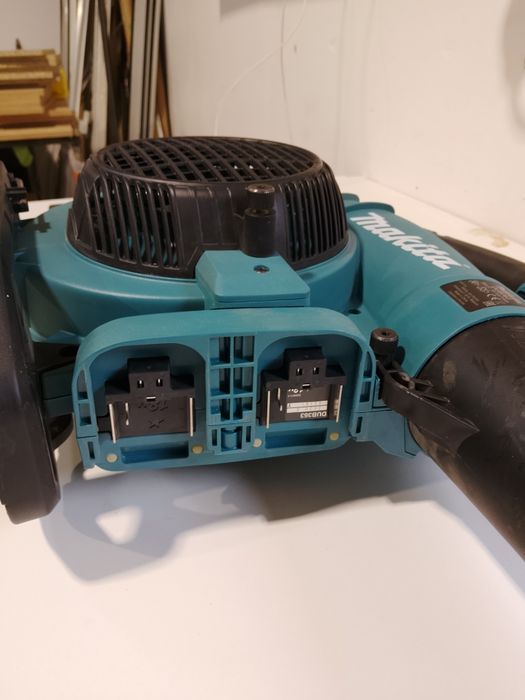 Dmuchawa/odkurzacz do lisci 36v 2 baterie   DUB 363 MAKITA