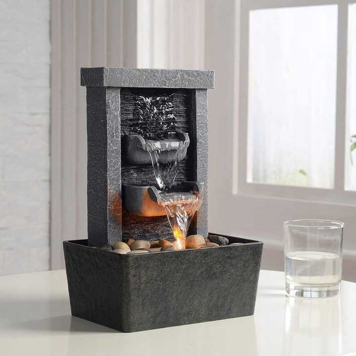 Fontanna wodospadowa kominek z oświetleniem klimatyczna
