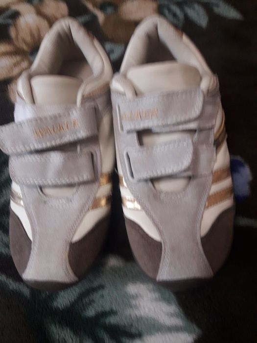 Детские кроссовки размер 34 по стельке 22см новые