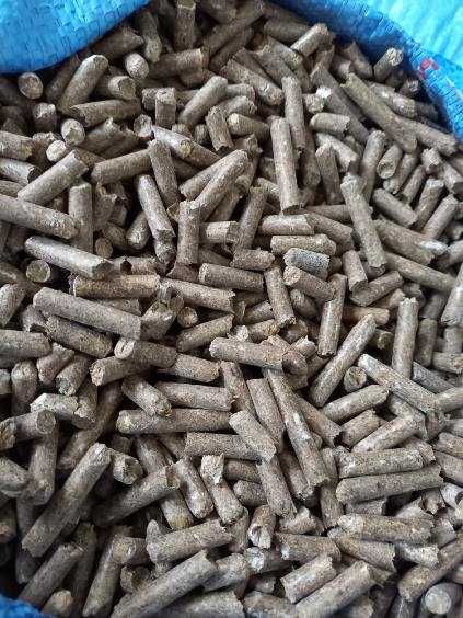 Pellet pelet otręby jęczmienne luz bb worki PASZA DLA KONI