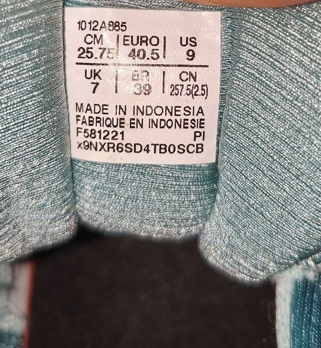 Кросівки для бігу жіночі Asics Gel-Nimbus23 41р 26см
