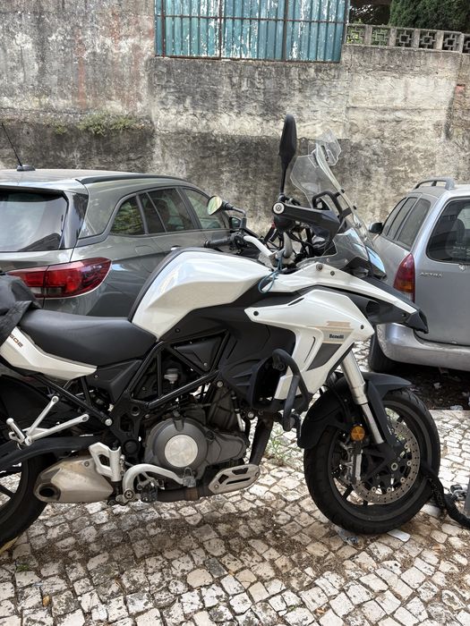 Vendo mota Benelli TRK 502