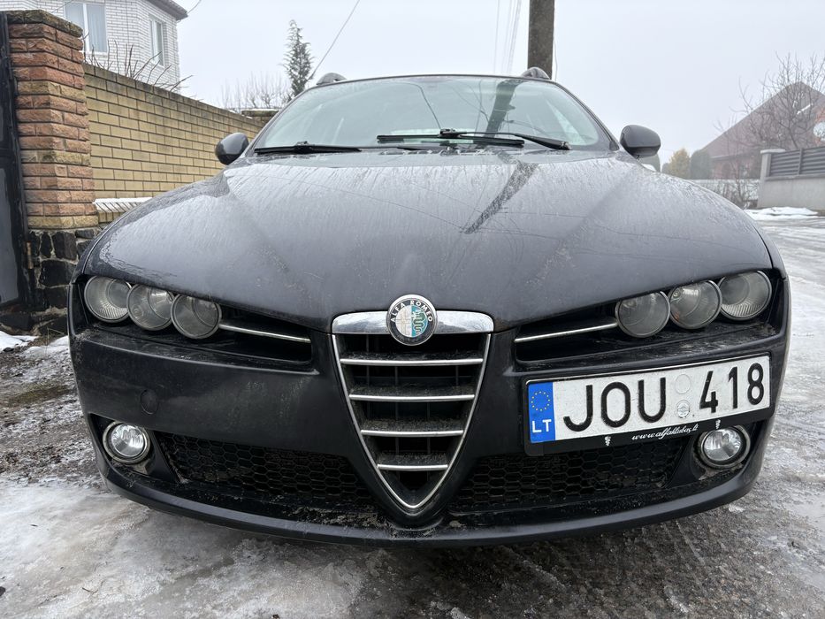 В розборі альфа ромео 159 1.9 16 к рестайл