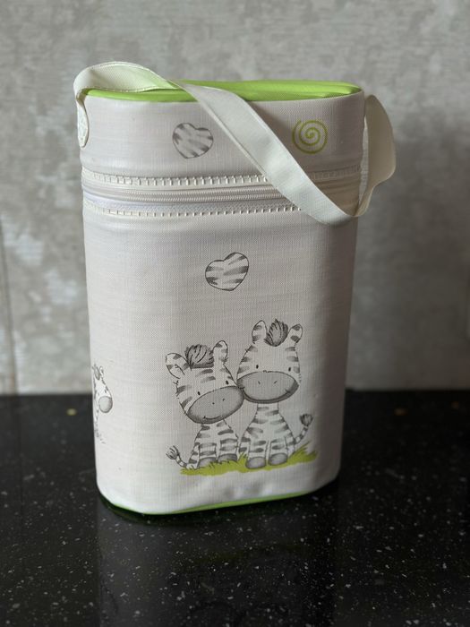 Термоконтейнер для дитячих бутилочок