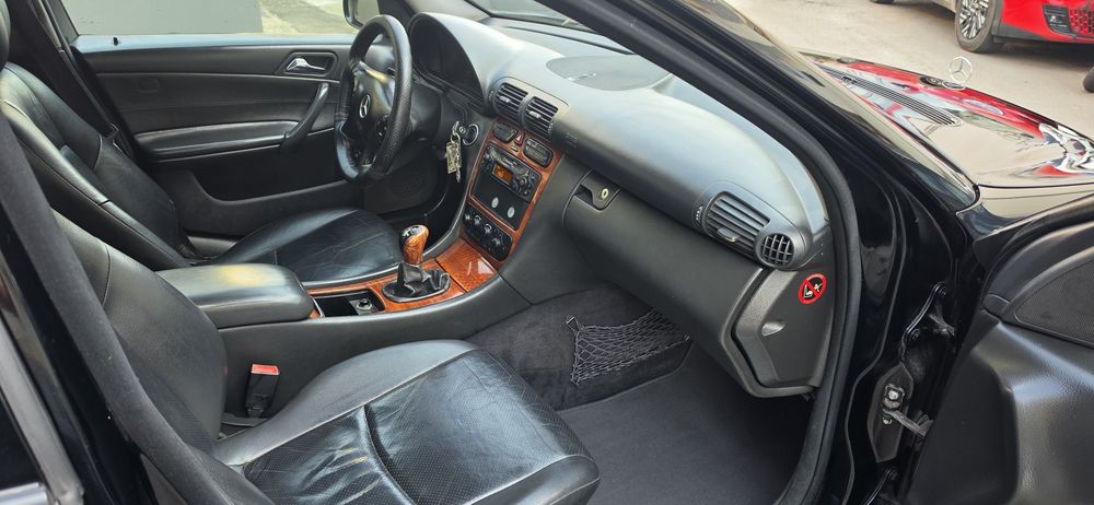 Mercedes Benz C220 CDI Nacional