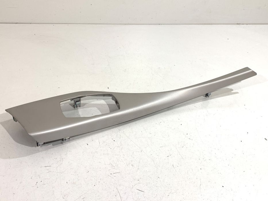 LISTWY DEKOR BMW F21 9205364 Hatchback WYKOŃCZENIE WNĘTRZA, OZDOBNE