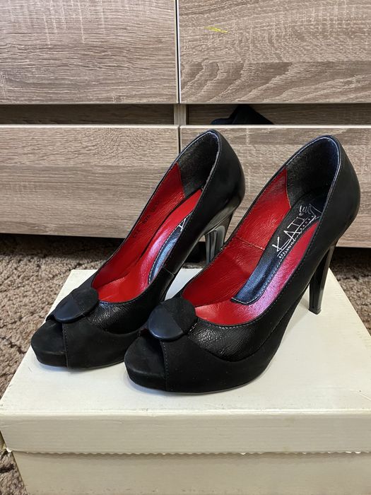 Кожаные туфли