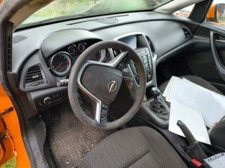 Astra j 1.6 cdti wszystkie części