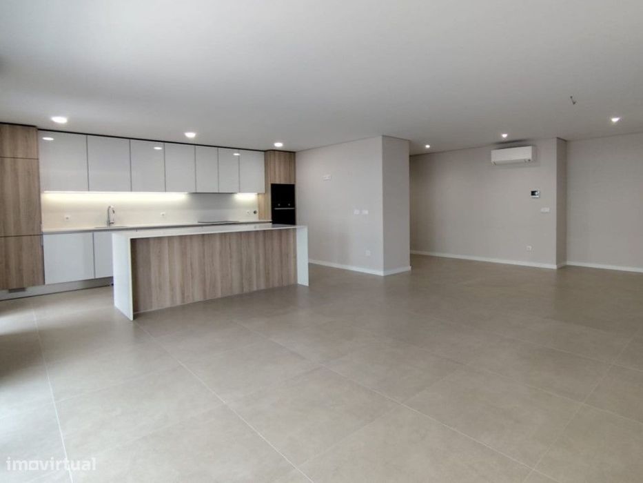 Apartamento de Sonho em Construção - Garanta Já o Seu!