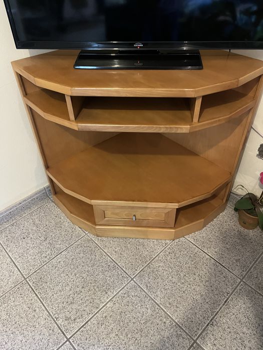 Móvel Madeira Casca de Carvalho