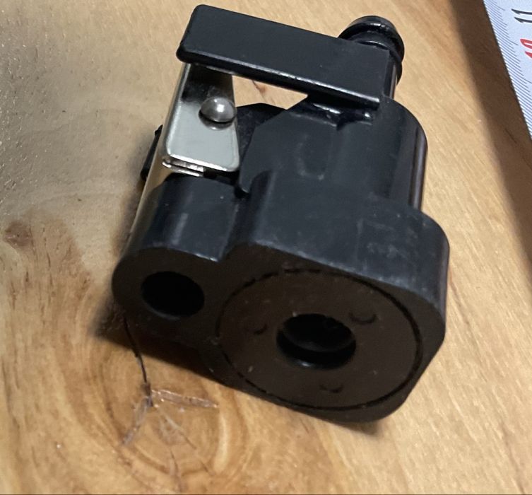 Паливний штуцер коннектор для лодочного мотора Suzuki