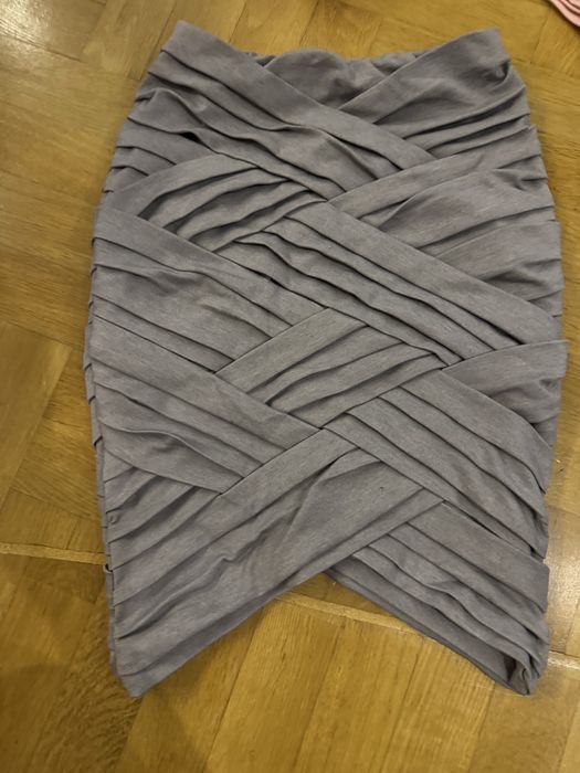 Spódnica firmy Beksa- A Załóż Się