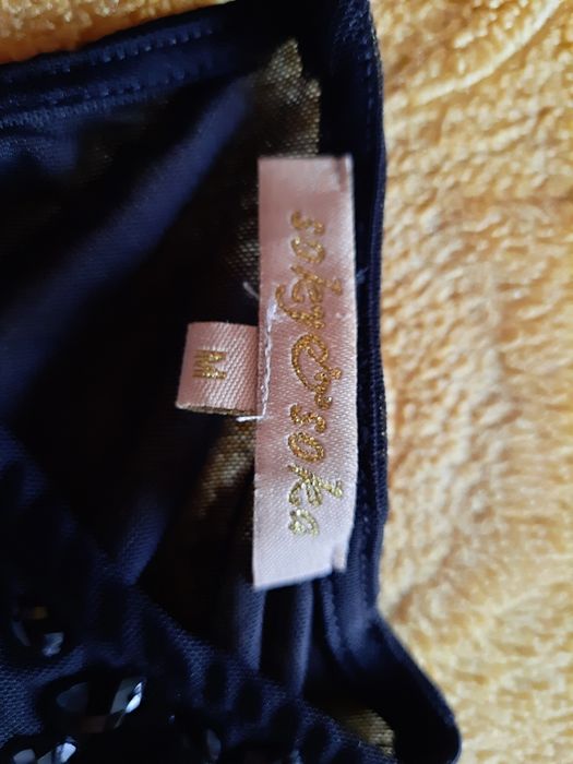 Mała czarna sukienka