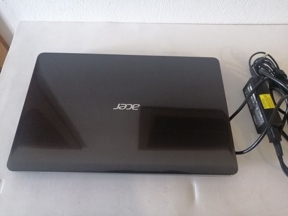 Portatil Acer E1-571g