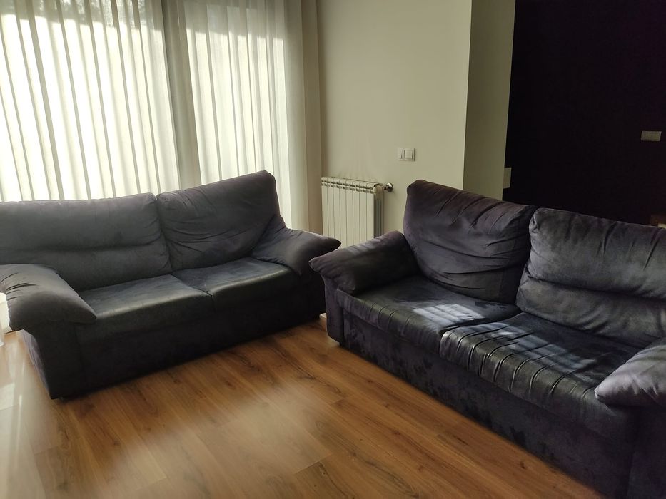 Vendo 2 sofás azuis