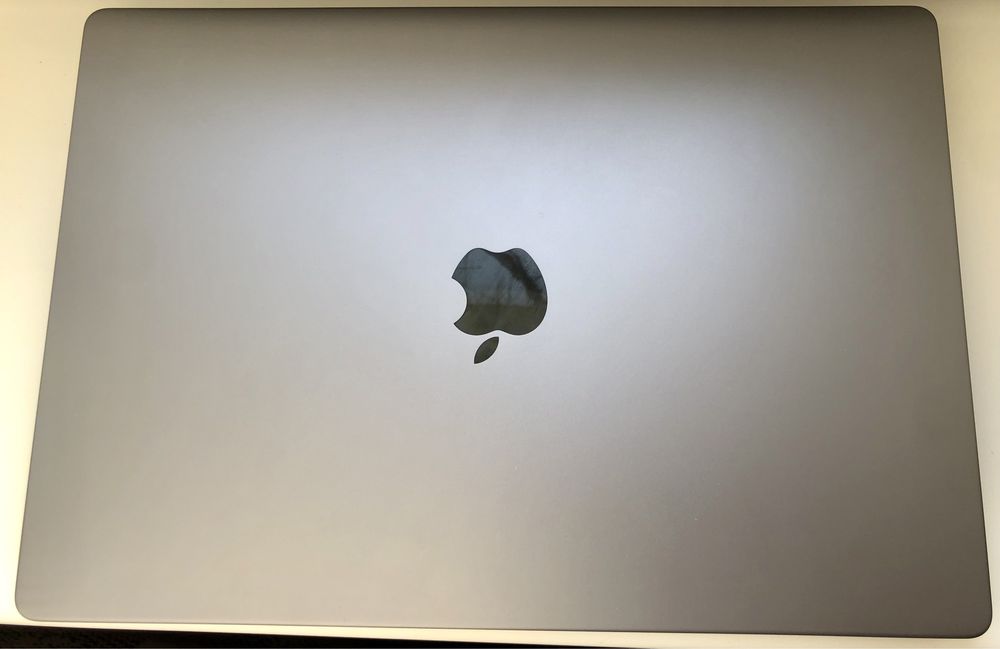 Apple MacBook A2485 M1 Pro 16Gb/512Gb