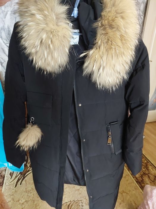 Продам зимовий пуховик