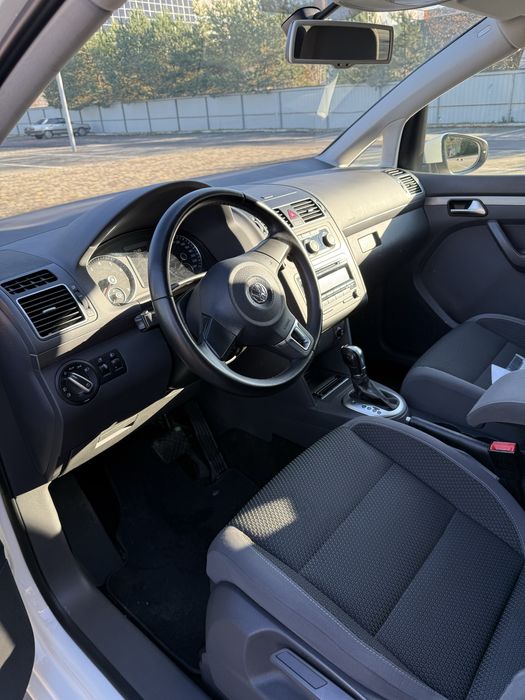 Volkswagen Touran Бензин/газ 2013